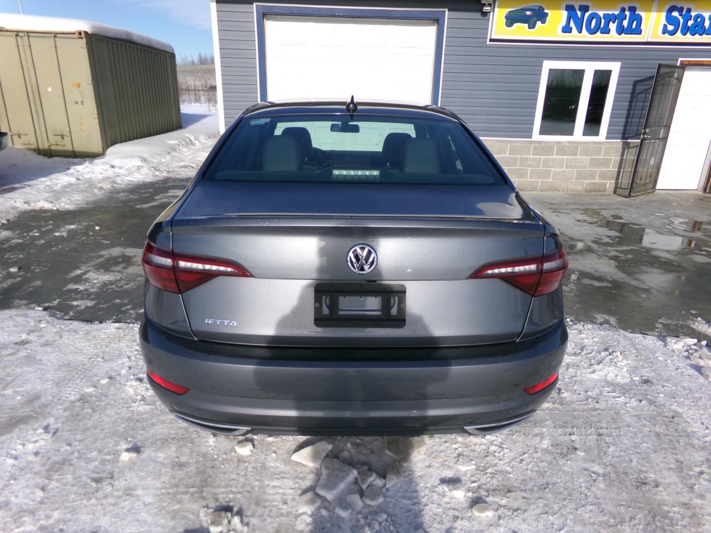 2021 Volkswagen Jetta 1.4T S 8A (3VWC57BU4MM) with an 1.4L L4 DOHC 20V engine, 8A transmission, located at 2630 Philips Field Rd., Fairbanks, AK, 99709, (907) 458-0593, 64.848068, -147.780609 - Photo#3